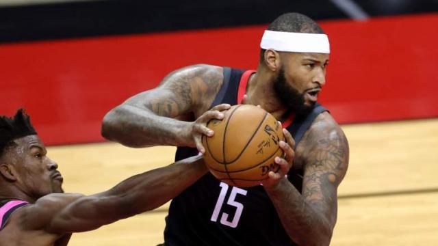 世界杯手机观看-库克被裁考辛斯上热搜 内部人士不看好他再回湖人