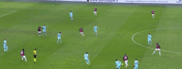 世界杯官方客户端-【意甲】迪亚斯造两球伊布复出 AC米兰2比0都灵