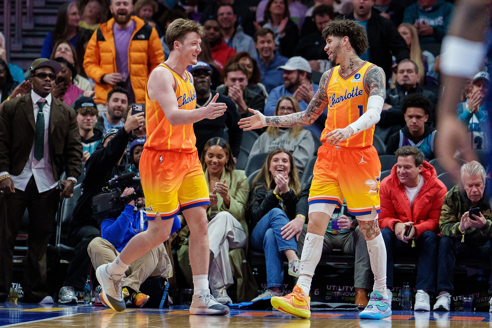 世界杯高清直播-NBA彩经：步行者惨败黄蜂 火箭小胜爵士 凯尔特人大胜雄鹿